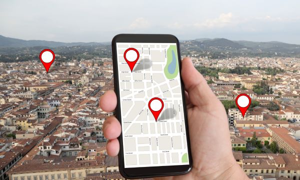 How to Download and Use GPS App Without Internet